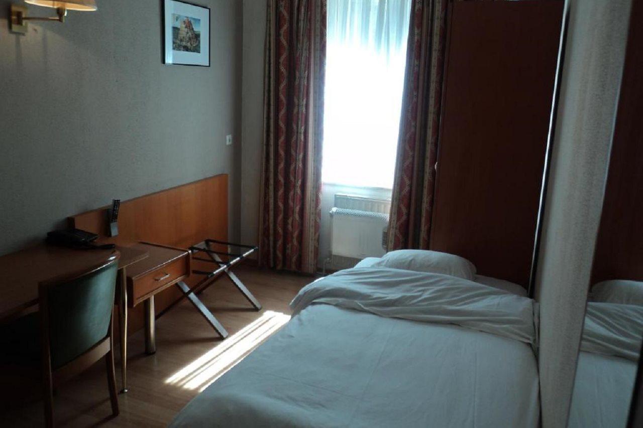 Albert Hotel Saint-Josse-ten-Noode Bagian luar foto