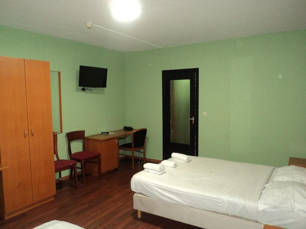 Albert Hotel Saint-Josse-ten-Noode Bagian luar foto