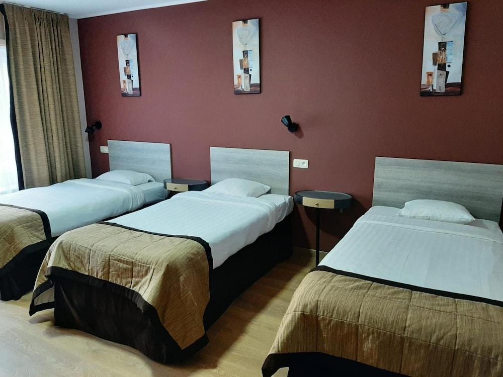 Albert Hotel Saint-Josse-ten-Noode Bagian luar foto